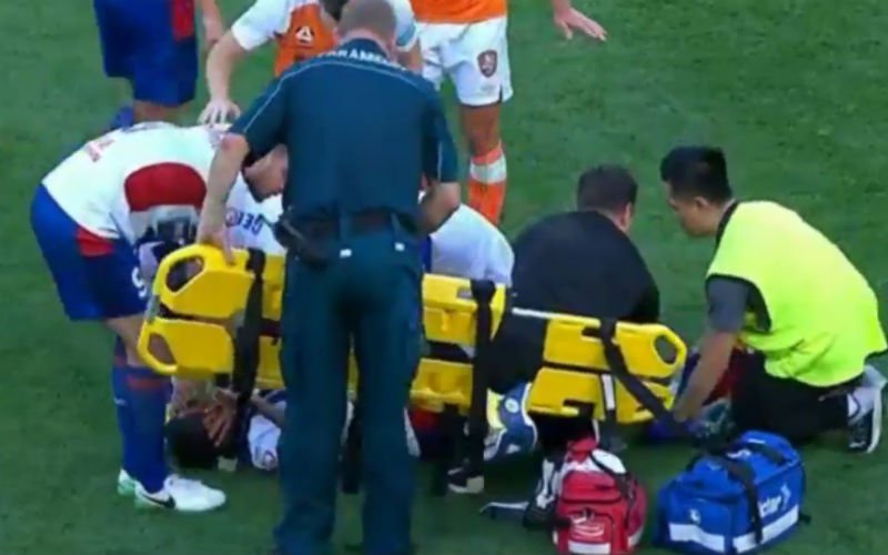 Ex-speler Anderlecht en Club Brugge loopt deze pijnlijke horrorblessure op (video)