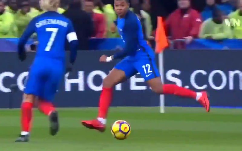 Mbappé pakt even uit met deze heerlijke beweging tegen Wales (video)