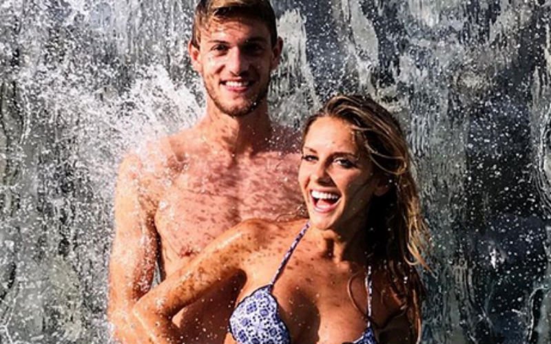 WAG van Daniele Rugani trekt naar de sauna en laat ons meegenieten van deze hete kiekjes