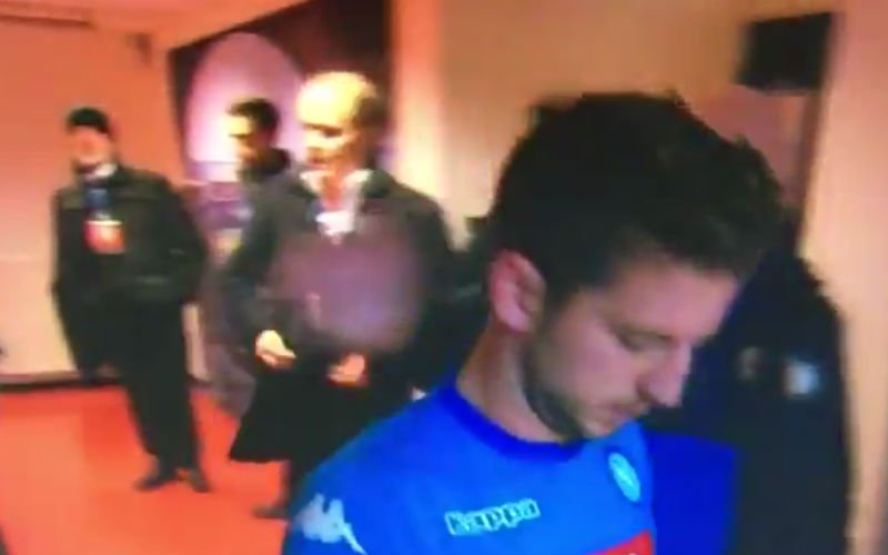 Mertens weet niet waar eerst te kijken na stevige tik van T2 Feyenoord (video)