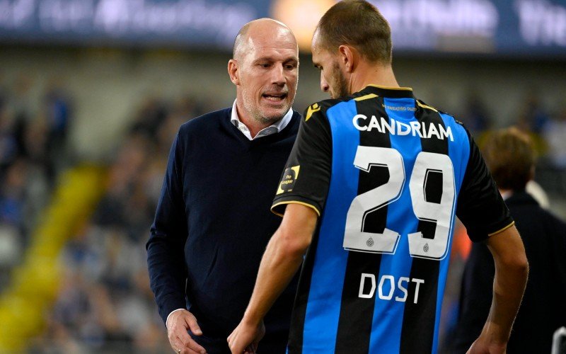 Bast Dost verrast Club Brugge-supporters die nu ook reageren