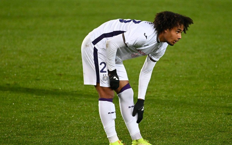 Vincent Kompany weet wat er scheelt met Joshua Zirkzee