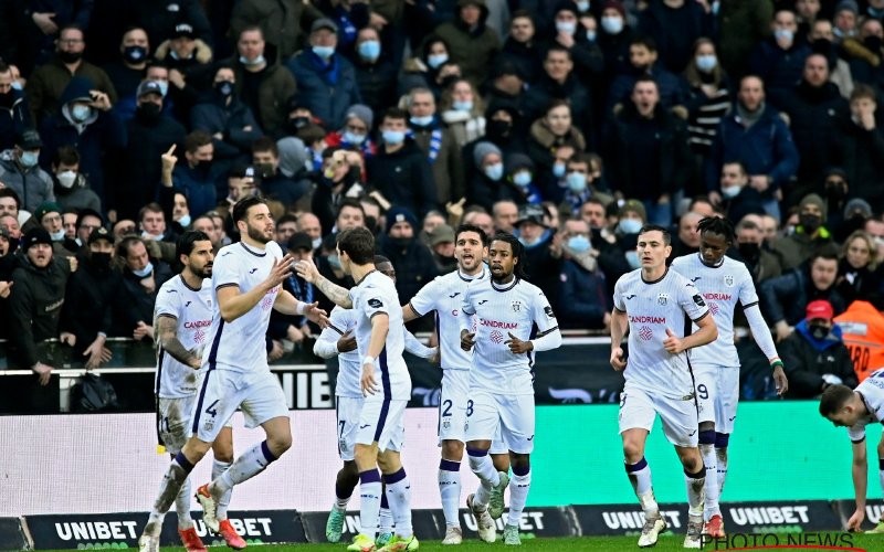 Anderlecht-sterkhouder legt Club-fans het zwijgen op: 