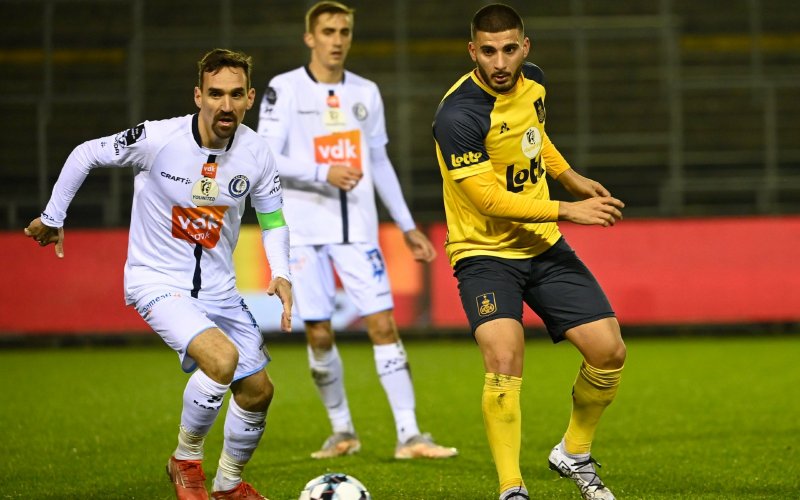 AA Gent ziet zijn opmars gestuit op veld van Union