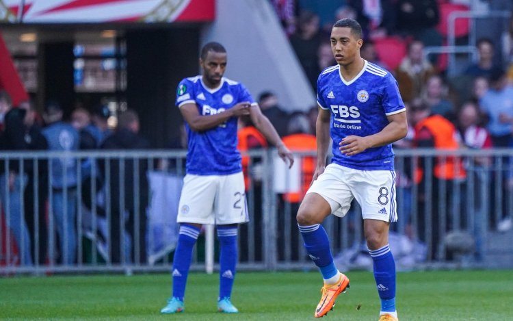 Youri Tielemans wordt helemaal afgemaakt bij Leicester City: 