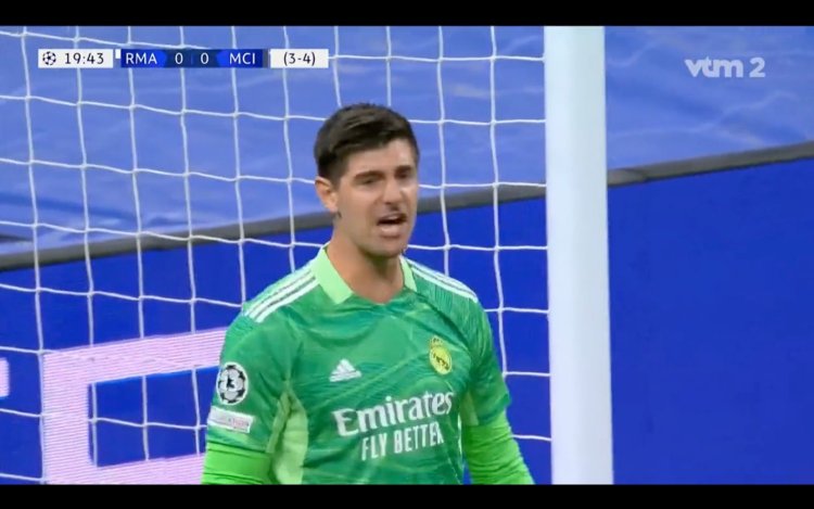 Thibaut Courtois trekt alle aandacht naar zich toe met déze beelden (VIDEO)