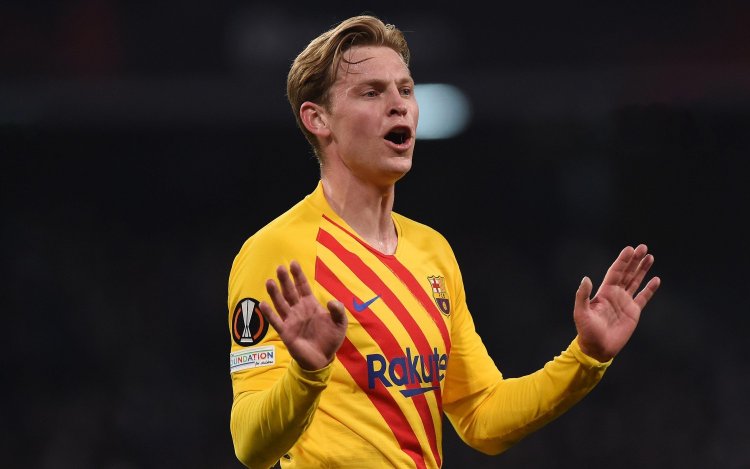 Barcelona hangt gigantisch prijskaartje om de hals van Frenkie de Jong