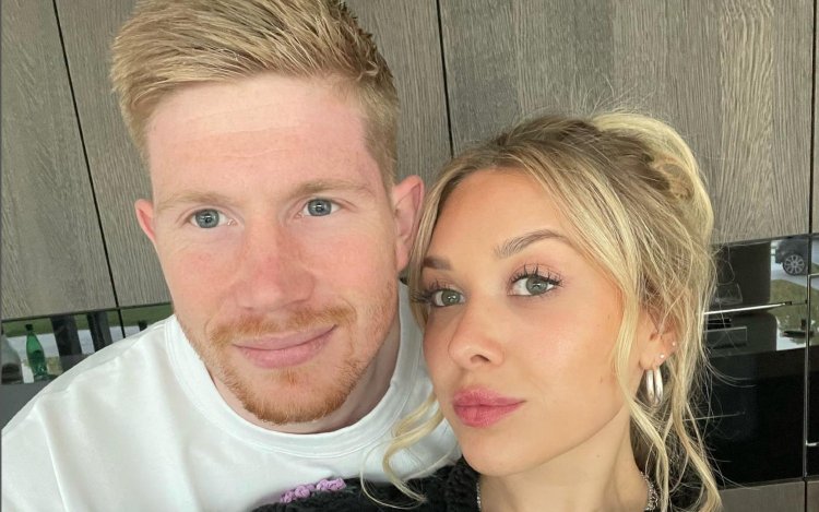 Kevin De Bruyne ziet zijn vrouw Michèle Lacroix helemaal uitbreken: 