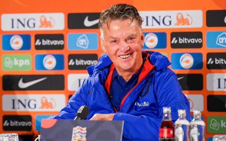 Enorme wending: Van Gaal laat zich na uitschakeling WK uit over toekomst Duivels