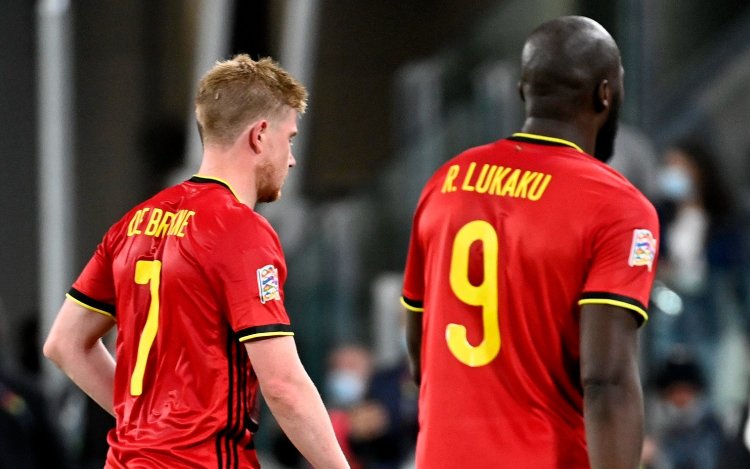 De Bruyne schuift Lukaku daags voor cruciale comeback aan de kant: “Ongelooflijk”