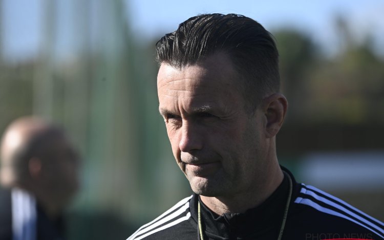 Standard-coach Ronny Deila onthult of hij gesprekken voert met Club