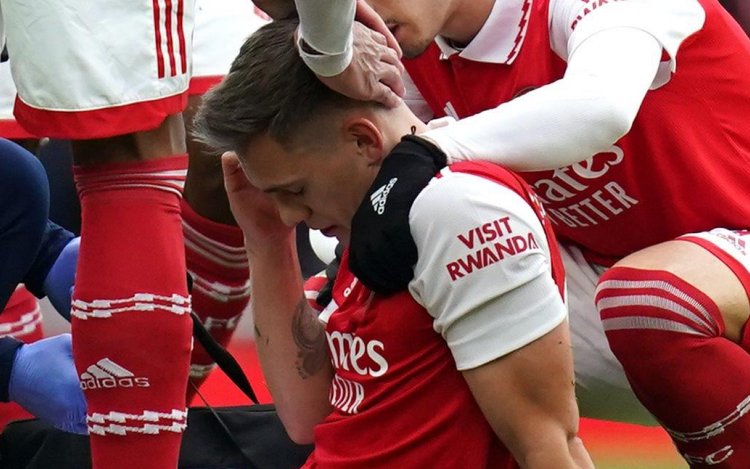 Drama voor Duivel Leandro Trossard bij Arsenal: “Dit kan gewoon echt niet erger!”