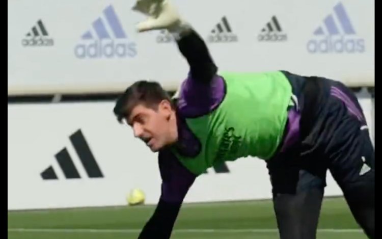 Thibaut Courtois pakt zéér verrassend uit bij Real: “Wat doet hij?!” (VIDEO)