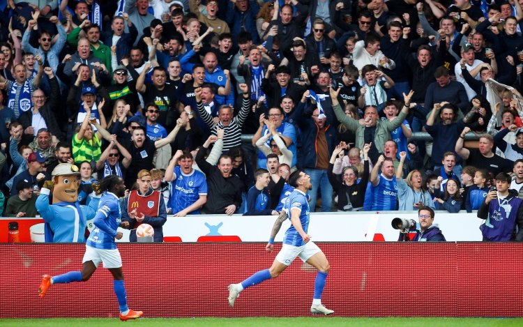 Genk-fans maken Club-speler met de grond gelijk: “Grootste baby ooit”