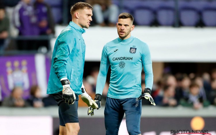 'Verbruggen én Van Crombrugge weg: Anderlecht haalt plots 2 nieuwe keepers'