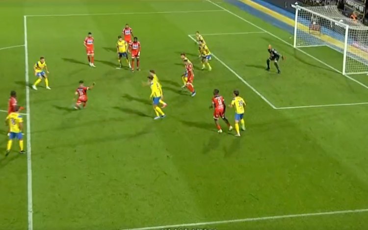 Werd Kortrijk in déze fase bestolen tegen Westerlo? Ex-ref geeft het antwoord (VIDEO)