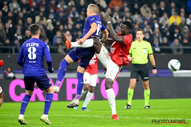 Anderlecht-speler onder vuur ondanks zege tegen RWDM: “Hij bakte er werkelijk niks van!”