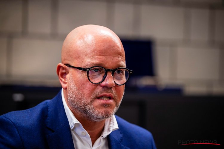 Bart Verhaeghe haalt keihard uit naar Domenico Tedesco: 