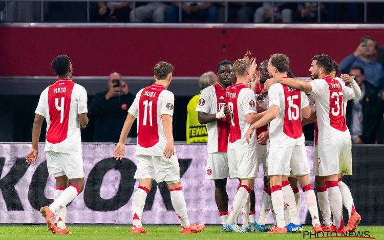 Ajax legt bom onder Eredivisie: 