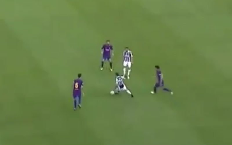 Het moment dat Dybala kipkap maakt van Busquets (Video)