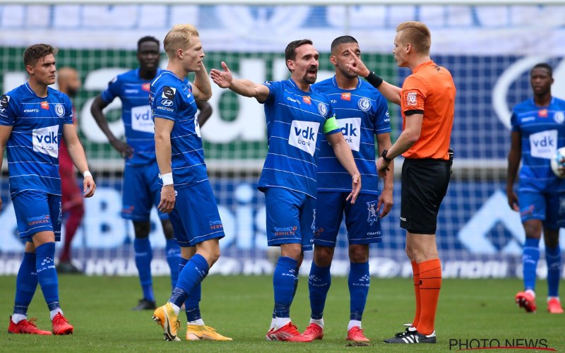 Zware domper: AA Gent laat zich verrassen door tien man van Charleroi