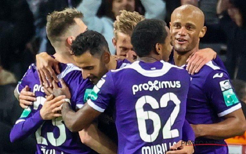 Stevige verrassing: 'Anderlecht haalt plots grote naam terug'