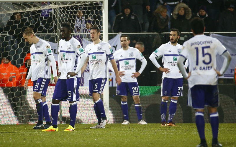 Anderlecht-spelers irriteren zich mateloos aan ploegmaat