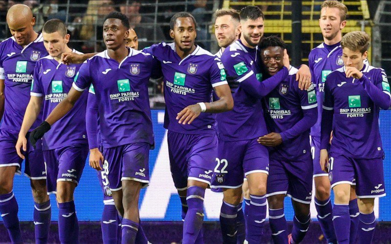 Vijfde zomeraanwinst voor Anderlecht: '2 toptargets in beeld' 