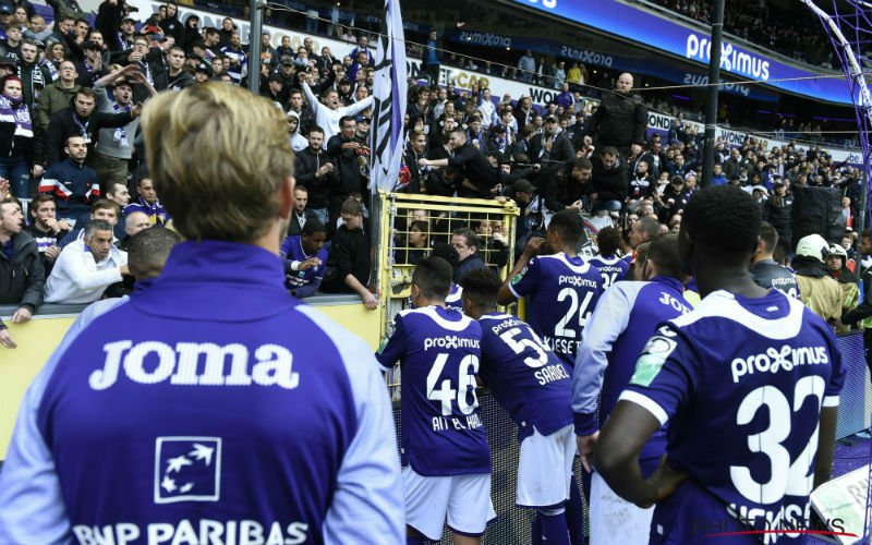 RSCA-fans zijn het beu en grijpen na nieuw puntenverlies meteen in