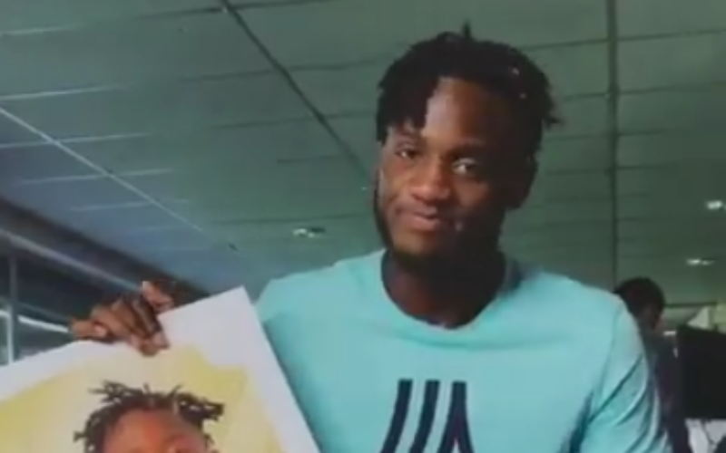 Batshuayi teleurgesteld over zijn rating in FIFA 18 (video)