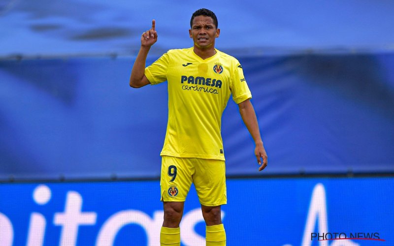 Carlos Bacca bekijkt aanbiedingen Club en Antwerp en maakt onverwachte keuze