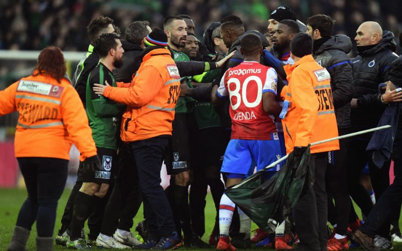 Spelers van Club Brugge en Cercle Brugge gaan op de vuist na derby