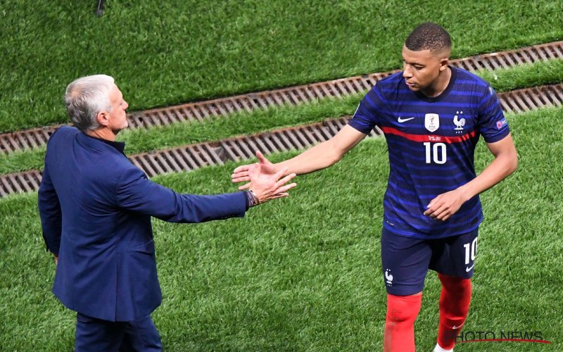 Kylian Mbappé komt met opvallende reactie na gemiste penalty en exit Frankrijk