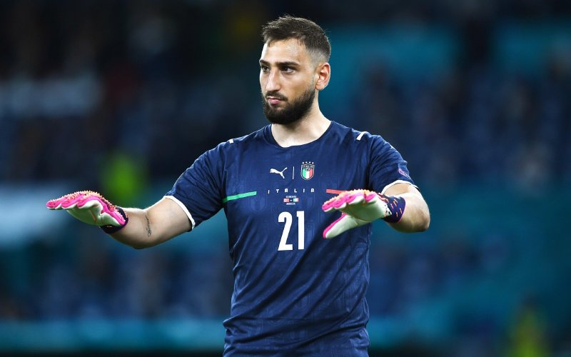 'Donnarumma blaast deal met PSG alsnog af en maakt érg straffe transfer'