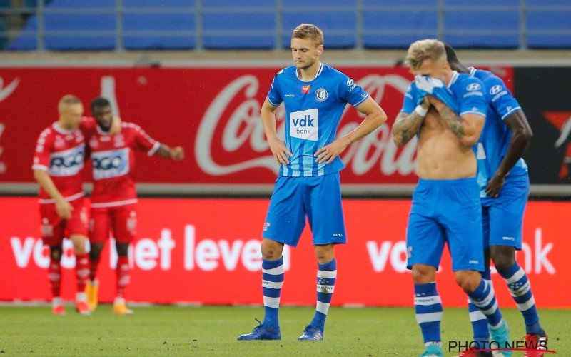 Zwak AA Gent gaat onderuit tegen KV Kortrijk, Charleroi springt naar de leiding