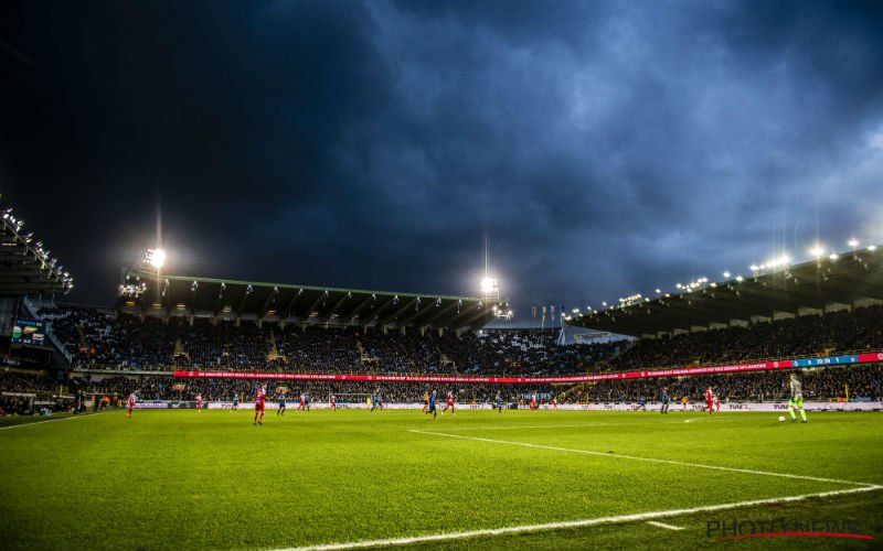 Wat een verschil! Zó ziet de nieuwe grasmat van Club Brugge eruit 