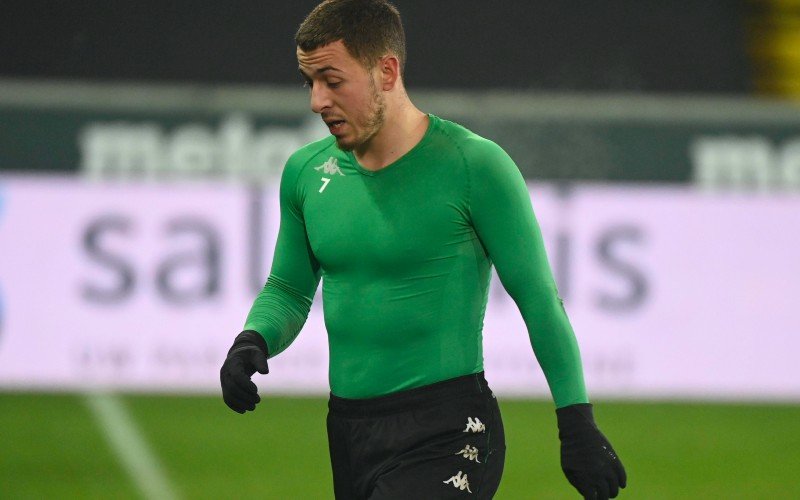 'Kylian Hazard verrast Cercle met straffe overstap binnen Jupiler Pro League'