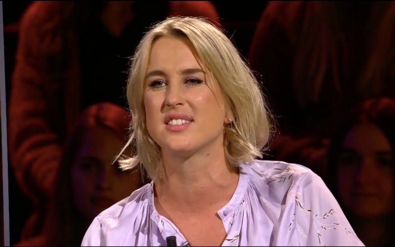 Sexy Kat Kerkhofs - helemaal in het zweet - heeft wat goed te maken