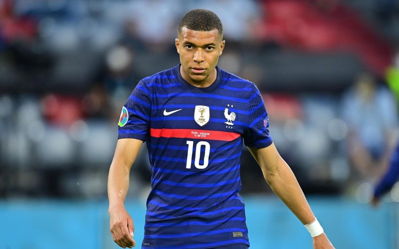 'Kogel is door de kerk: Kylian Mbappé maakt na het EK megatransfer'