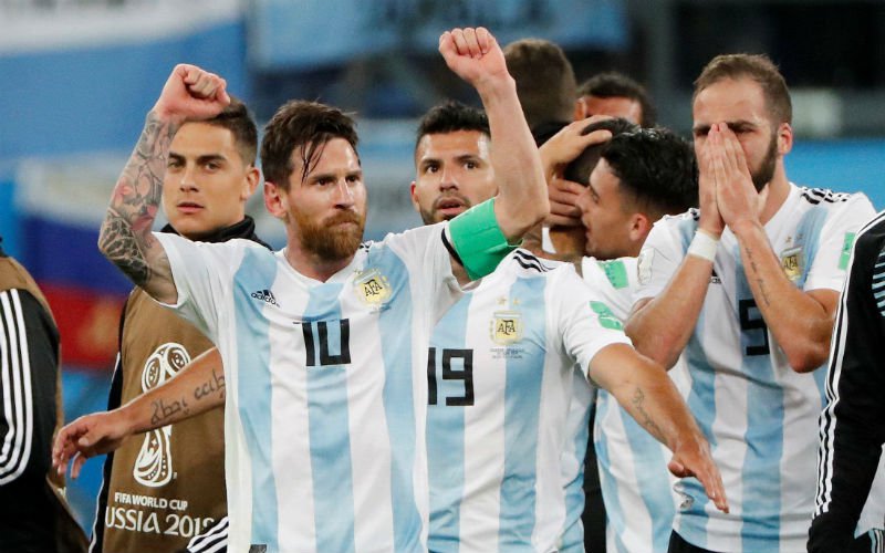 Opstellingen: Argentinië laat alle topspitsen op de bank