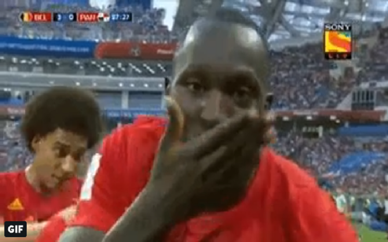 Dit over het hoofd gezien? Lukaku had speciale boodschap na goal (Video)