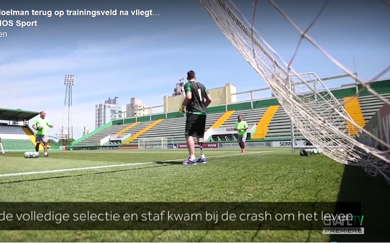 Kippenvel: Chapecoense-doelman vecht op deze manier terug na vliegtuigcrash (Video) 