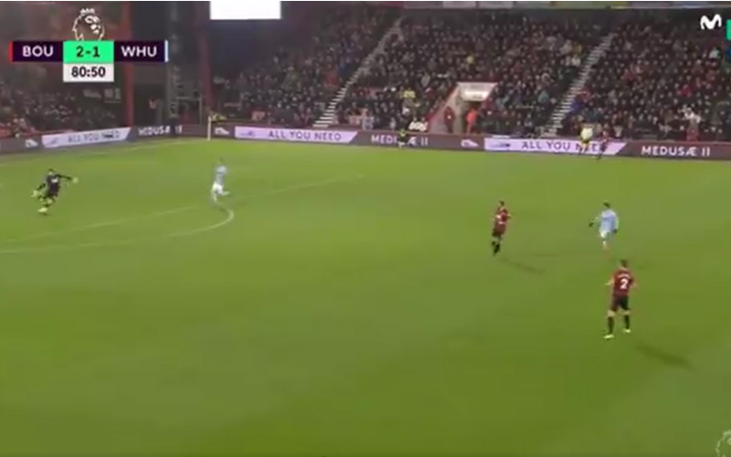 En plots doet Begovic (Bournemouth) dit... (Video)