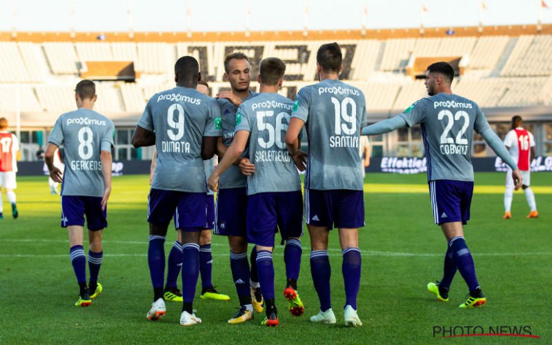 Anderlecht-speler met de grond gelijkgemaakt: “Ridicuul!”