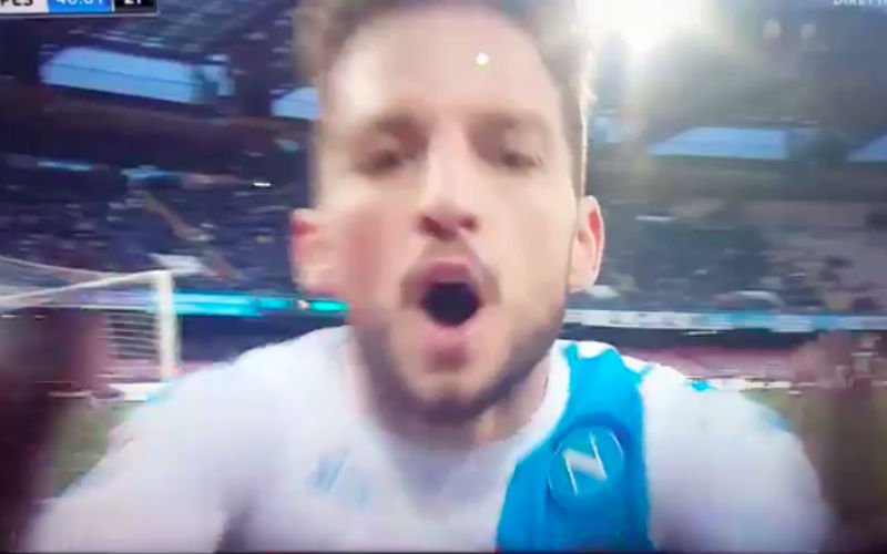 Heerlijk! Zo viert Dries Mertens zijn doelpunt (Video)