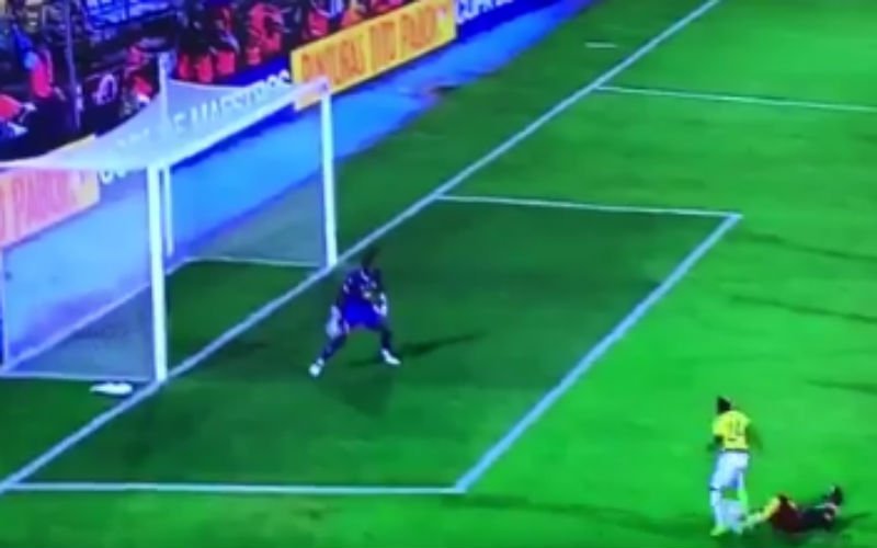 Hij wordt nog wat duurder! Izquierdo scoort eerste goal als international (Video)