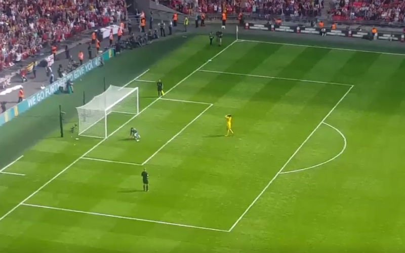 Tip: Laat Courtois geen strafschop nemen (Video)