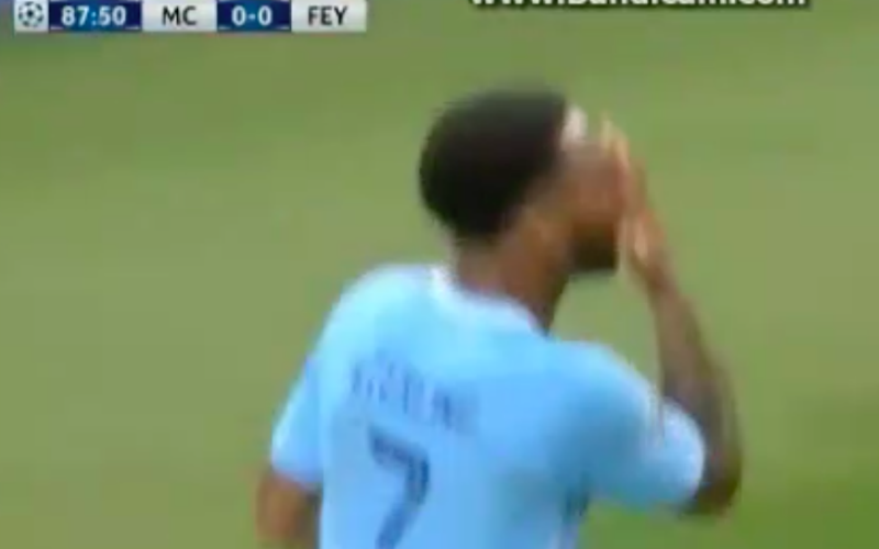 En dan doet Sterling plots dit (Video)