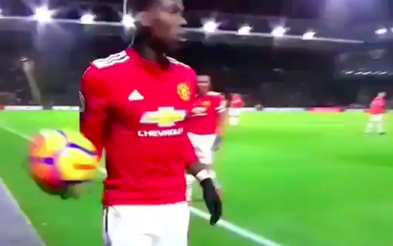 Pogba pakt uit met de belachelijkste inworp ooit (Video)