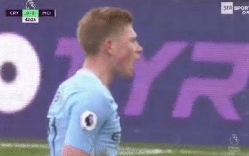 De Bruyne scheldt ploeggenoot huid vol na slechte eerste helft (Video)